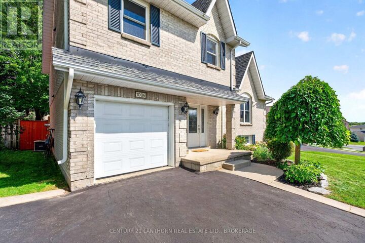 Property Photo: 1006 Dillingham Street ON K7P 2P4