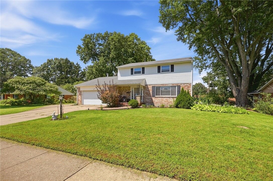 Property Photo:  933 E David Road  OH 45429 