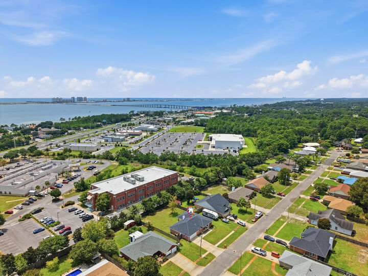 Property Photo:  8869 Cagle Drive  FL 32566 