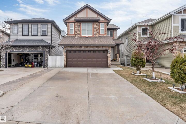 5156 2 Avenue SW — photo 1