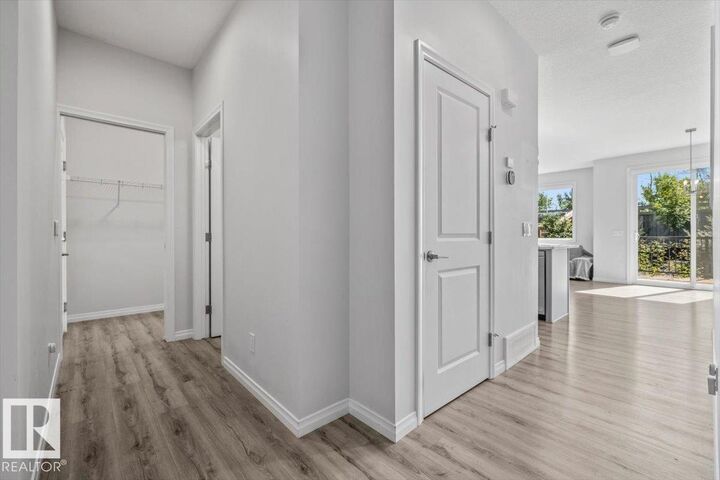 Property Photo: 1014 Daniels Loop SW AB T6W 4C9