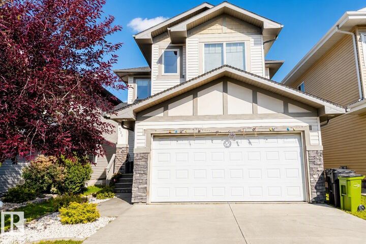 711 57 St SW — photo 1