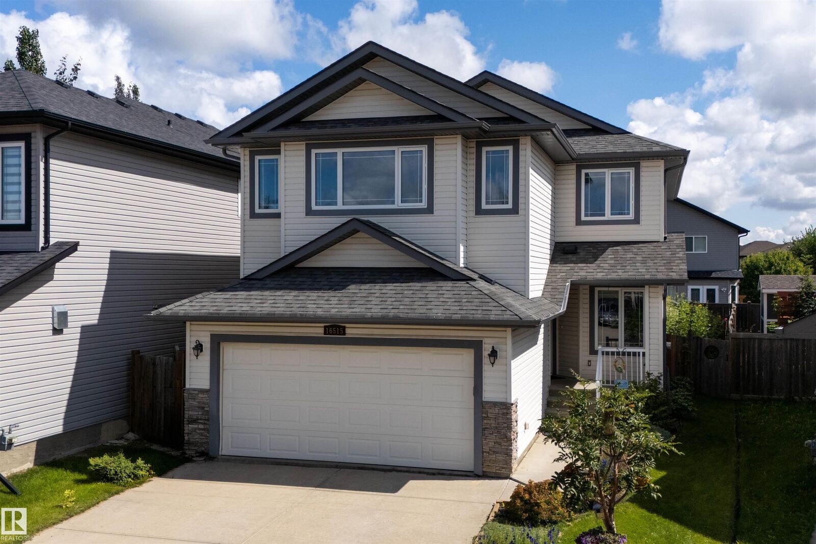 Property Photo:  16515 139 Street NW  AB T6V 0H4 