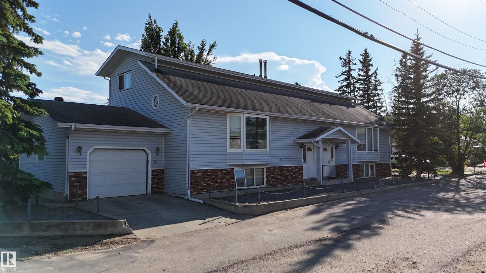 Property Photo:  4805 47 Street  AB T7A 1H8 