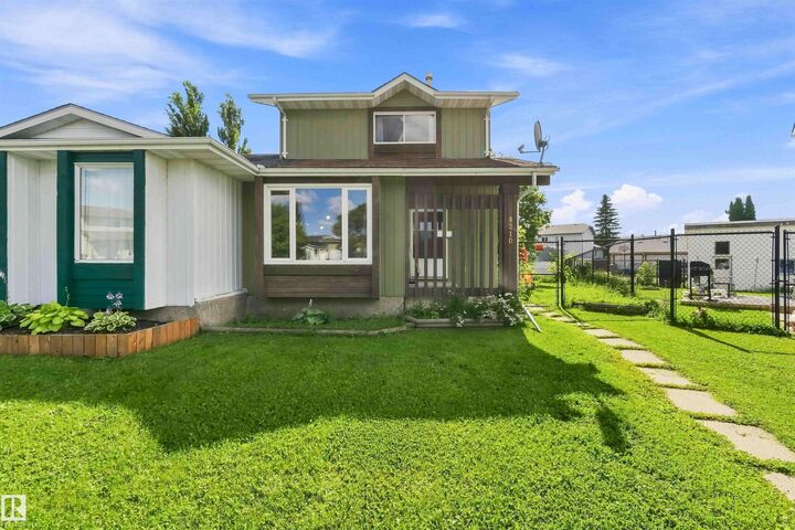Property Photo: 4210 49 Street AB T0A 1N0
