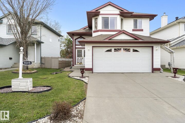 Property Photo: 9315 162 Avenue NW AB T5Z 3N2