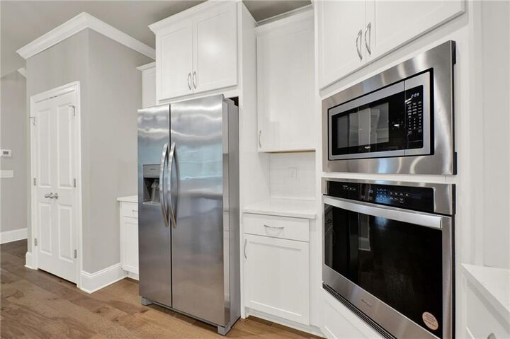 Property Photo:  249 Fountain Oak Way  GA 30114 