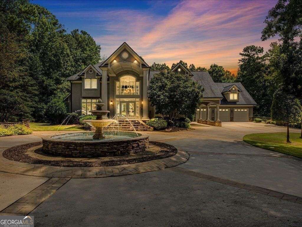 Property Photo:  330 N Peachtree Parkway  GA 30269 