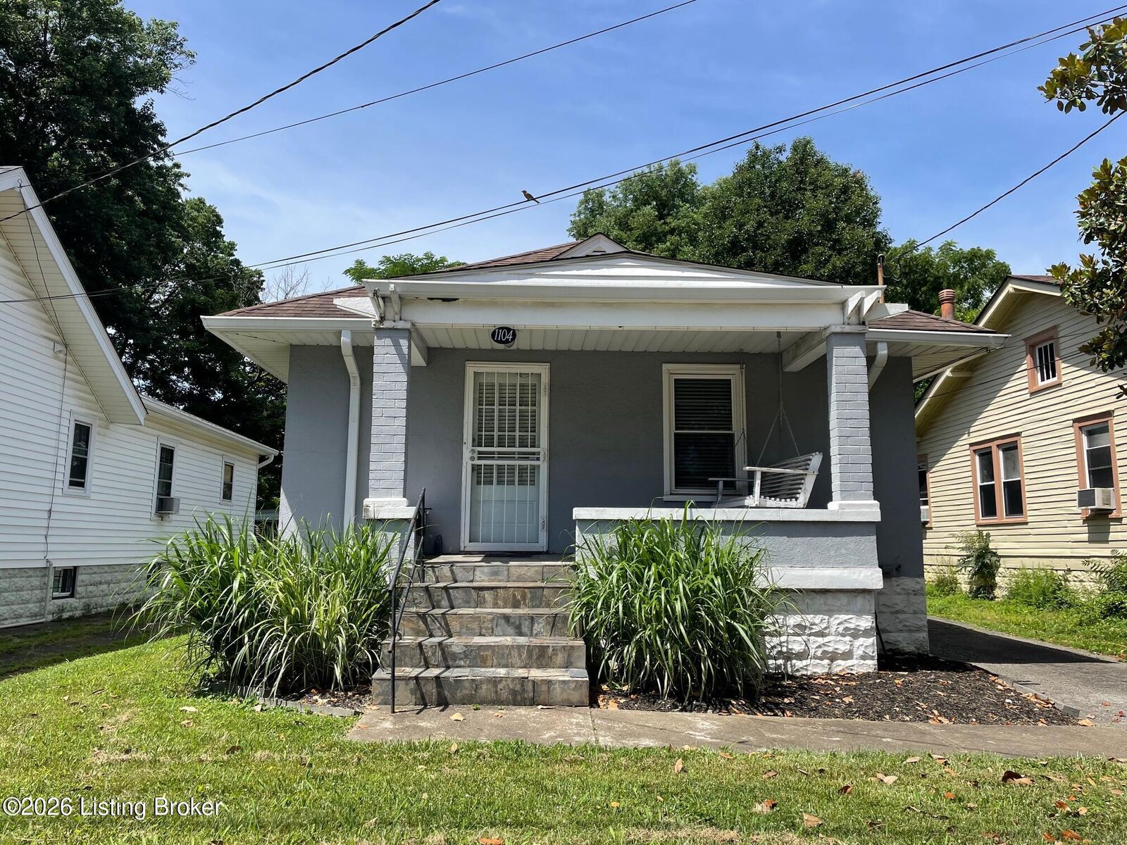 Property Photo:  1104 Barret Ave  KY 40204 
