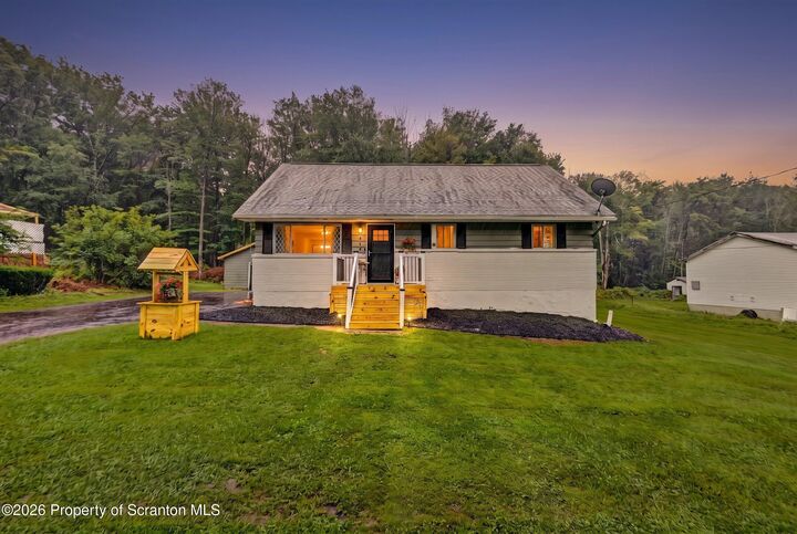 Property Photo:  817 Drinker Turnpike  PA 18424 