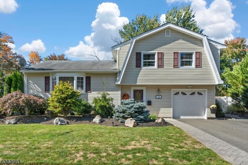 Property Photo:  22 Rhonda Pl  NJ 07465 