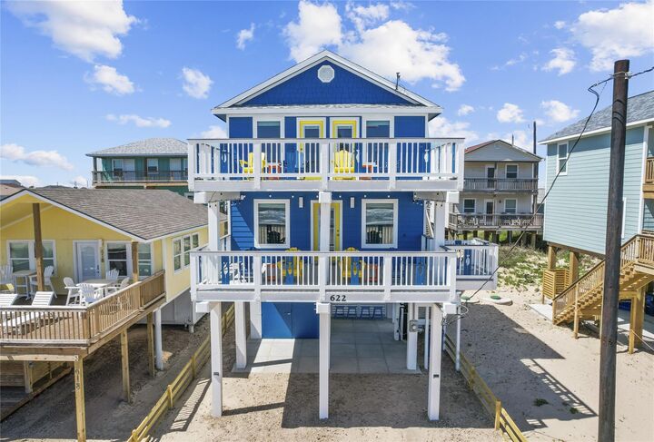 Property Photo: 622 Fin Alley TX 77541