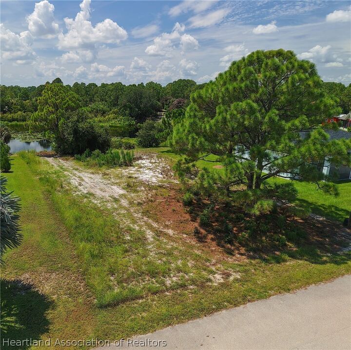 Property Photo: 377 Sunshine Avenue FL 33852