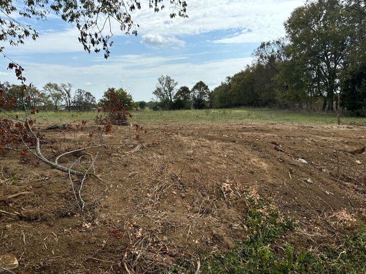 Property Photo:  4 Bohannon Road  KY 40057 