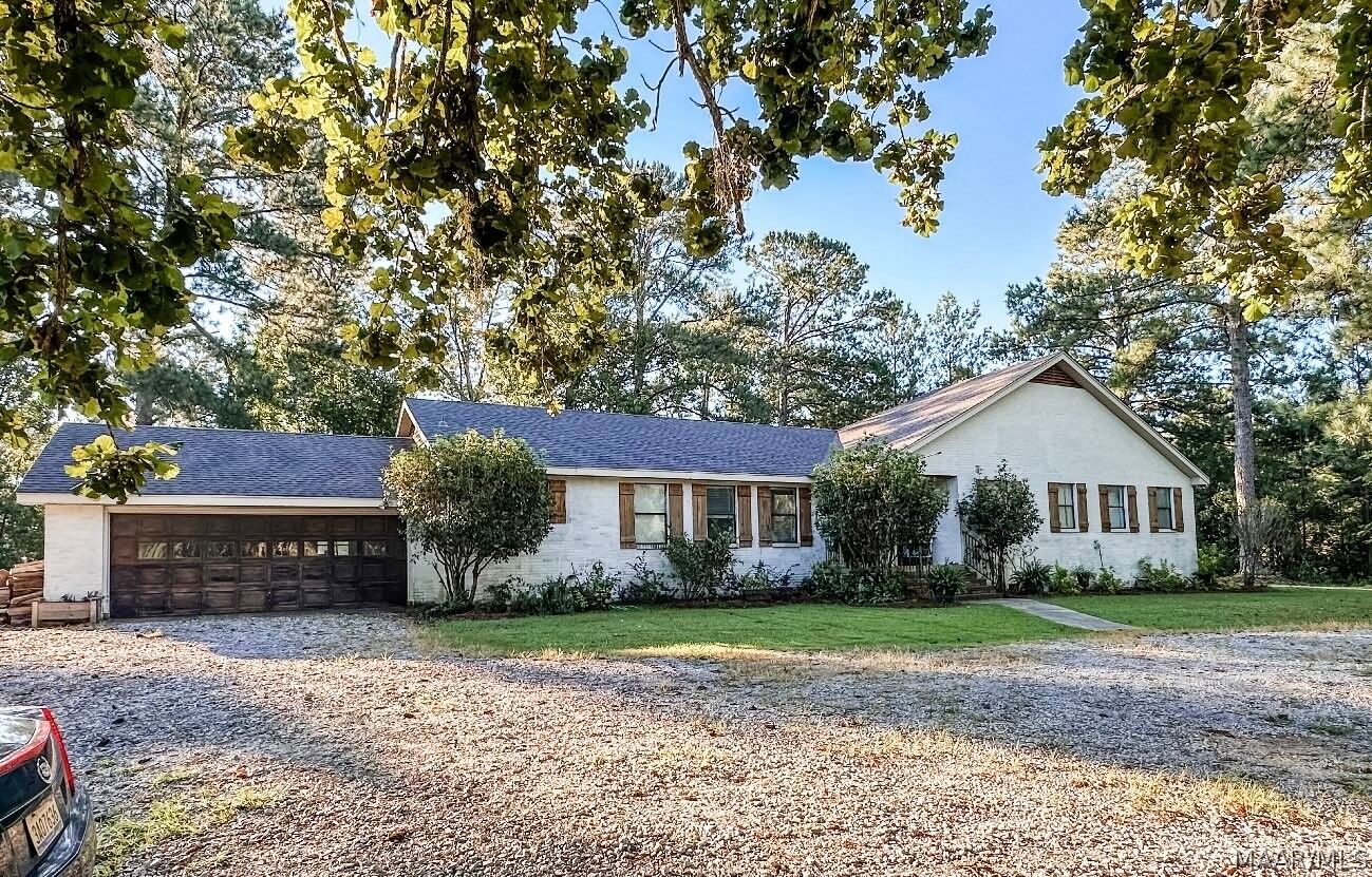 Property Photo: 3209 Pettus Road AL 36043