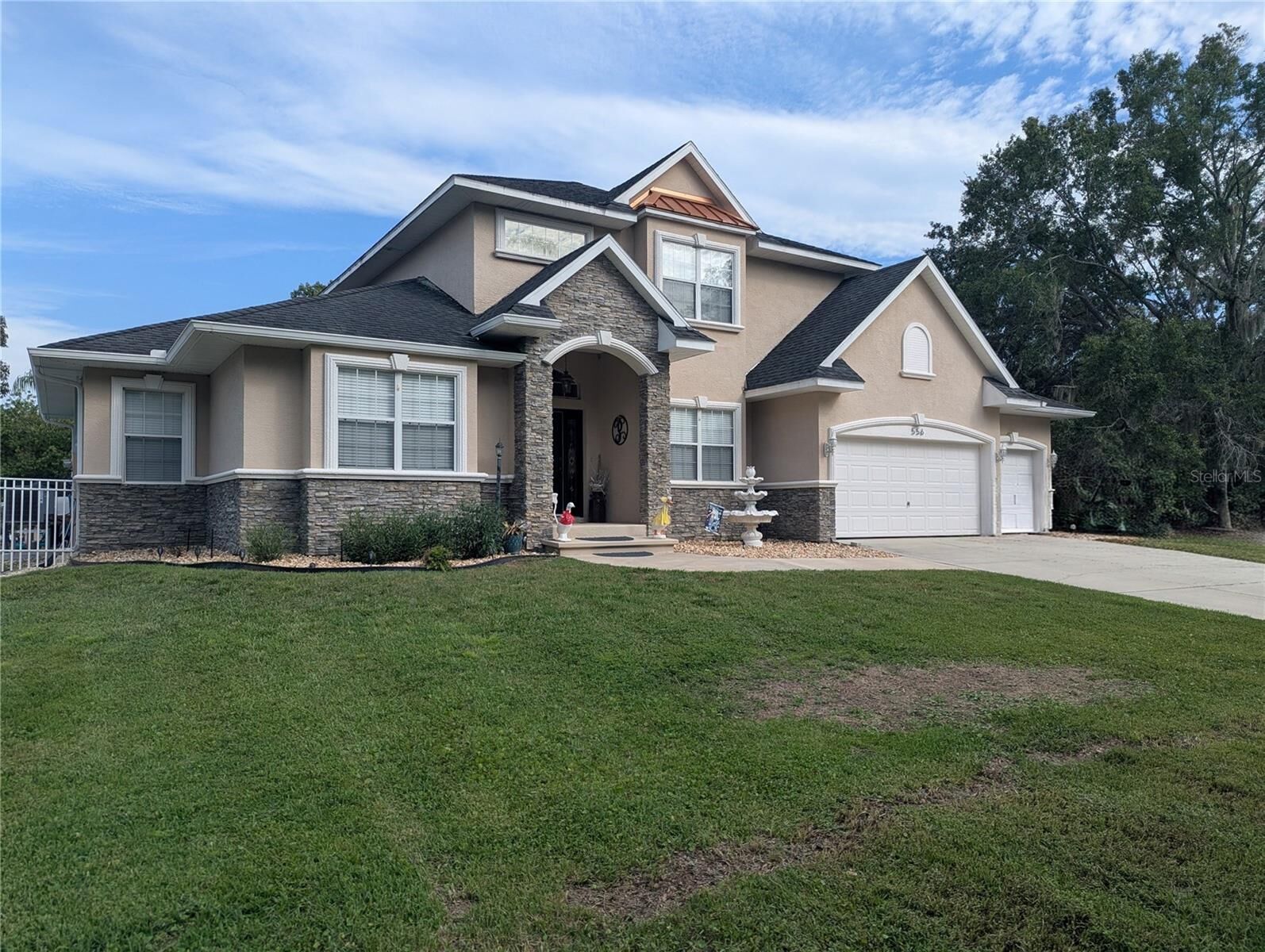 Property Photo:  556 NW Fern Drive  FL 34428 