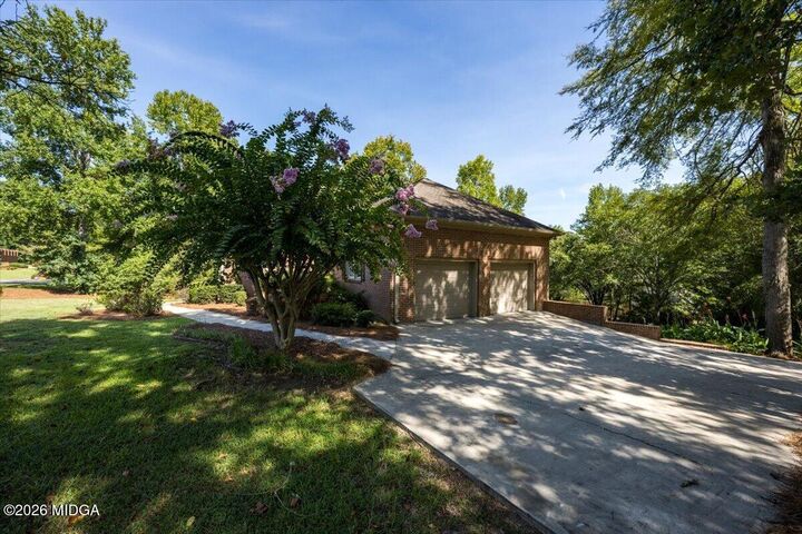Property Photo:  11 Kentwood Place  GA 31210 