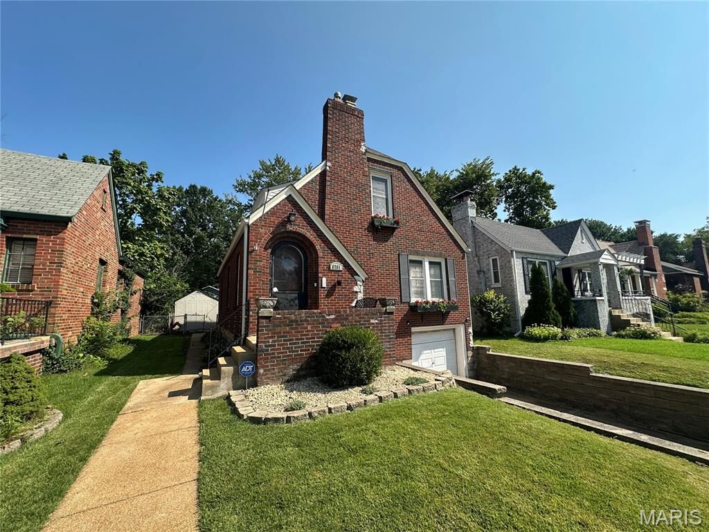 Property Photo:  8781 Bridgeport Avenue  MO 63144 