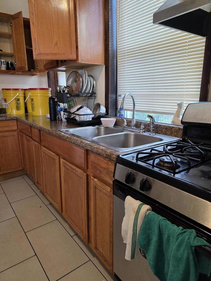 Property Photo:  1543 N Avers Avenue  IL 60651 