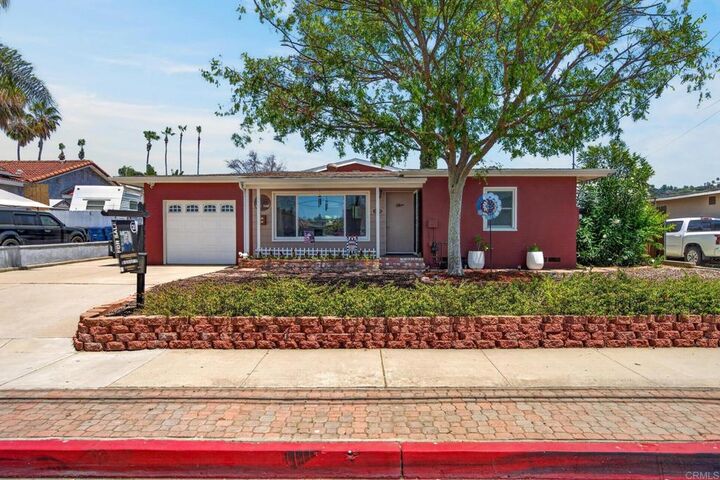 Property Photo: 1045 S Magnolia CA 92020