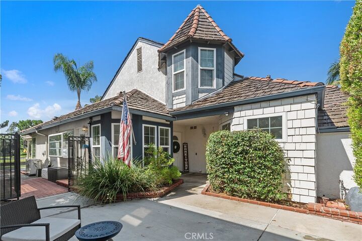 Property Photo:  1036 Henrietta Circle  CA 92870 