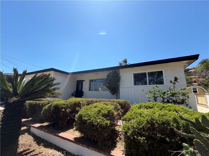 Property Photo: 2204 Calle Tortuosa CA 92139