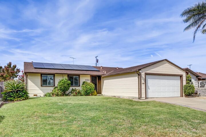 Property Photo: 5021 North Parkway CA 95823