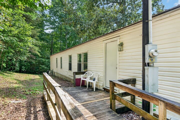 Property Photo:  1420 Poss Rd  TN 37166 