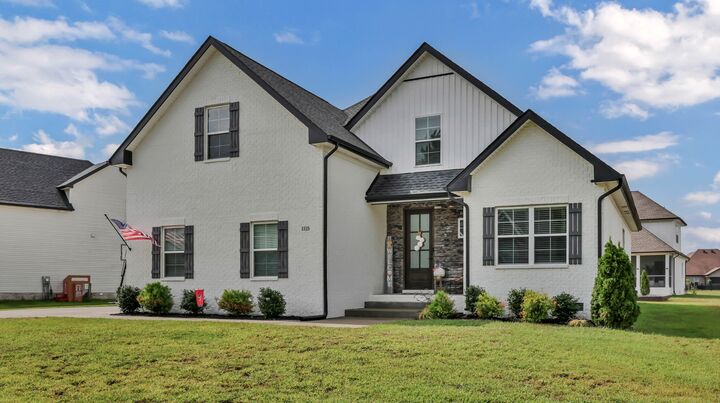 Property Photo:  1115 Chagford Dr  TN 37043 