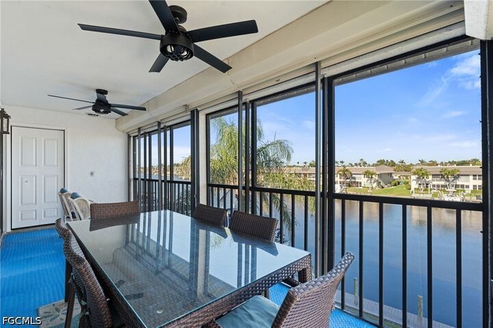Property Photo:  4230 SE 20th Place 302  FL 33904 