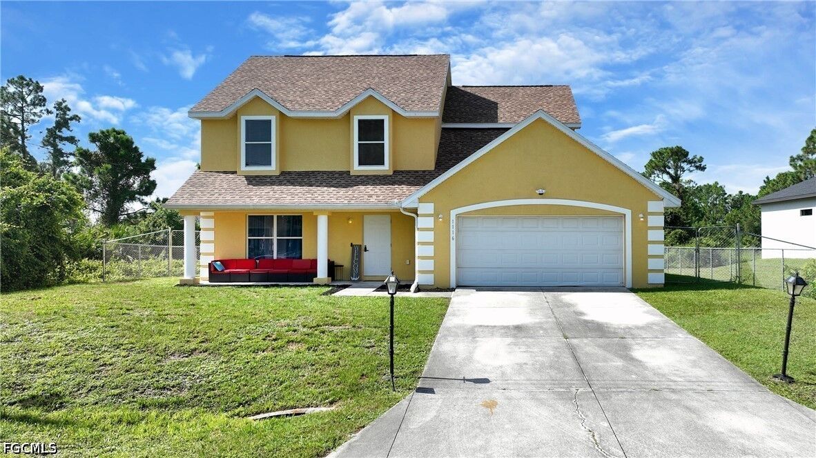 Property Photo: 1116 Crestwood Street E FL 33974