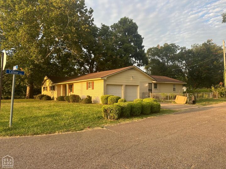 Property Photo: 533 Powell AR 72358