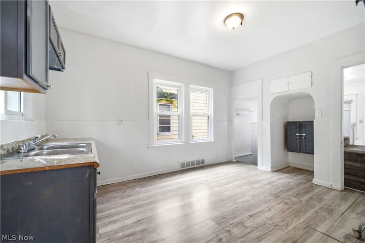 Property Photo: 1201 E 84th Street OH 44103