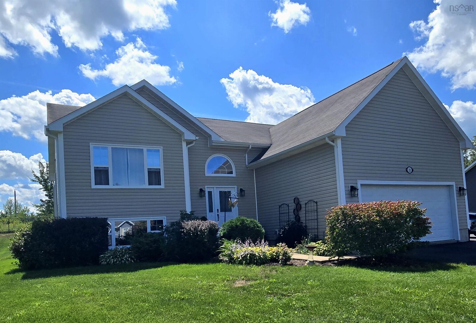 Property Photo:  32 Terra Nova Drive  NS B0P 1R0 