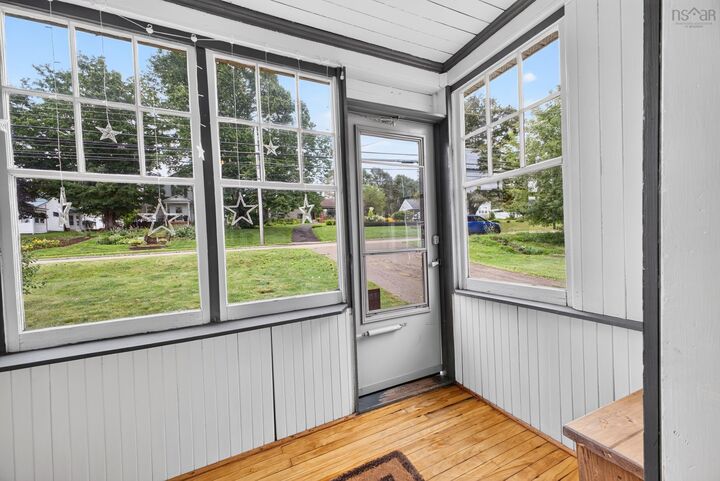 Property Photo: 222 Victoria Street E NS B4H 1Y9