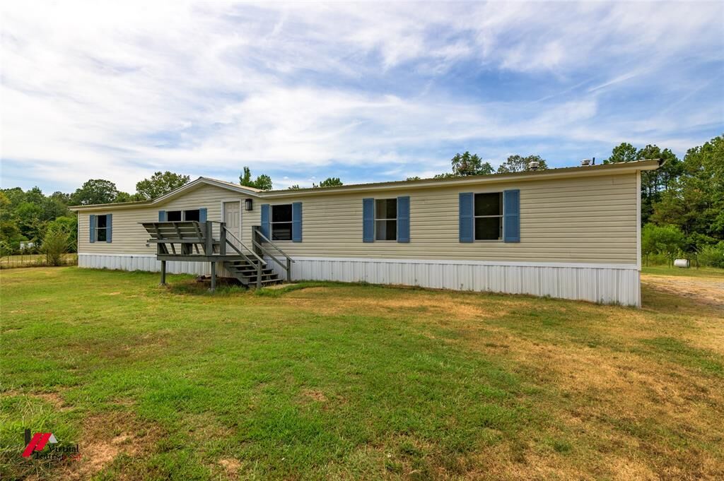 Property Photo: 8238 Blanchard Furrh LA 71107