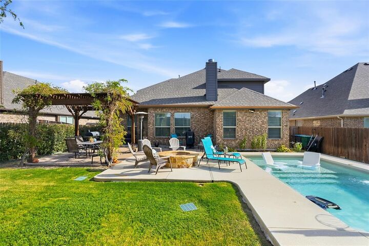 Property Photo:  6016 Dunnlevy Drive  TX 76179 