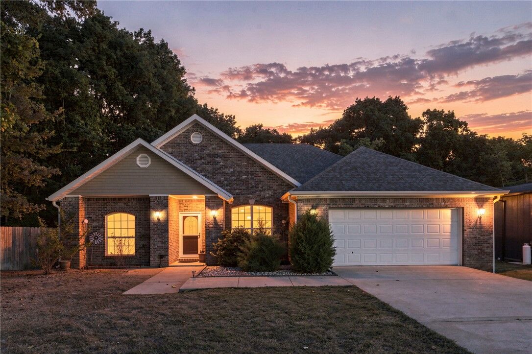 Property Photo:  13 Boxford Drive  AR 72715 
