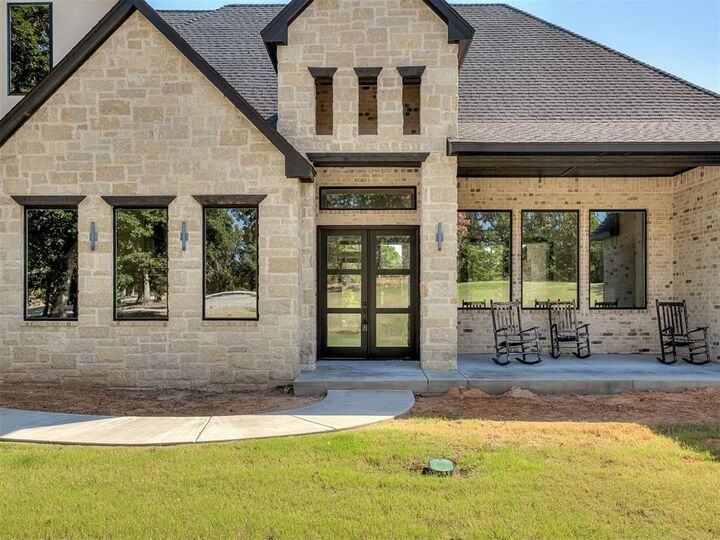 Property Photo:  15109 SE 104th Street  OK 73020 