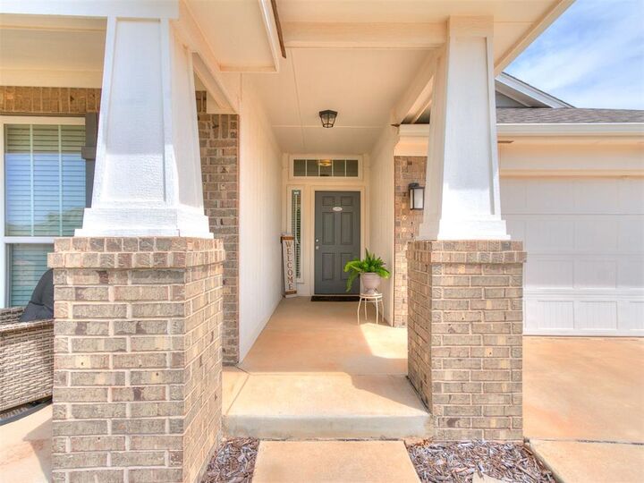 Property Photo: 6809 NW 155th Street OK 73013