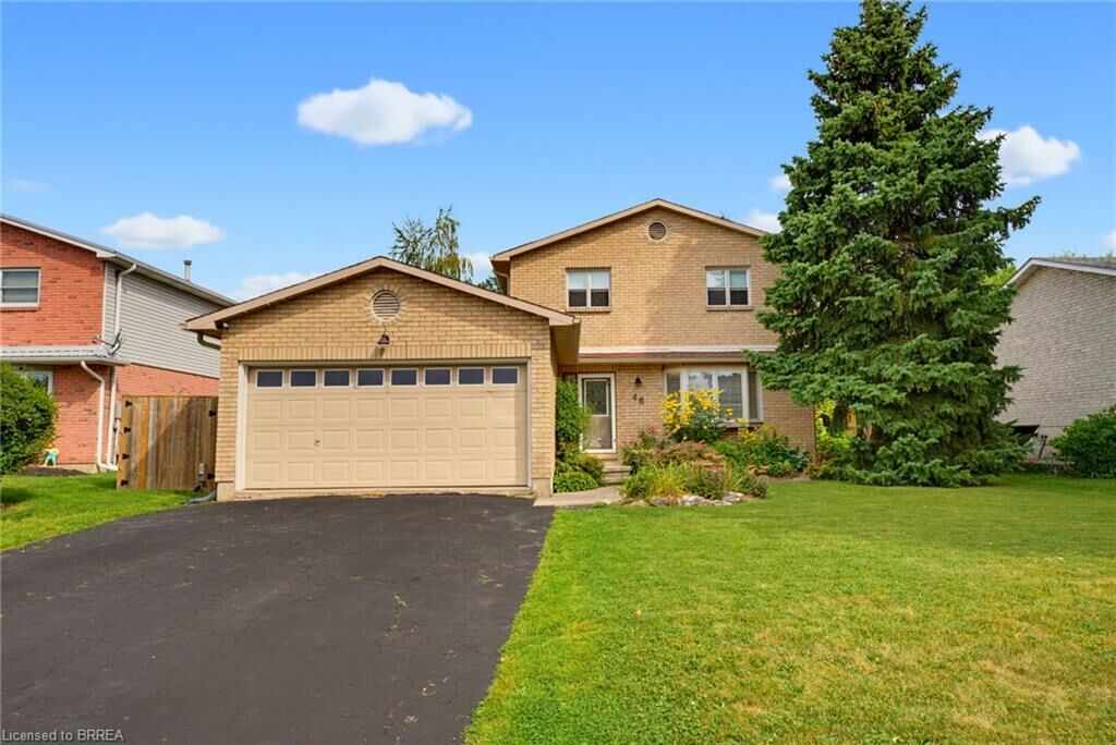 Property Photo: 46 Garden Crescent ON N3L 3T4