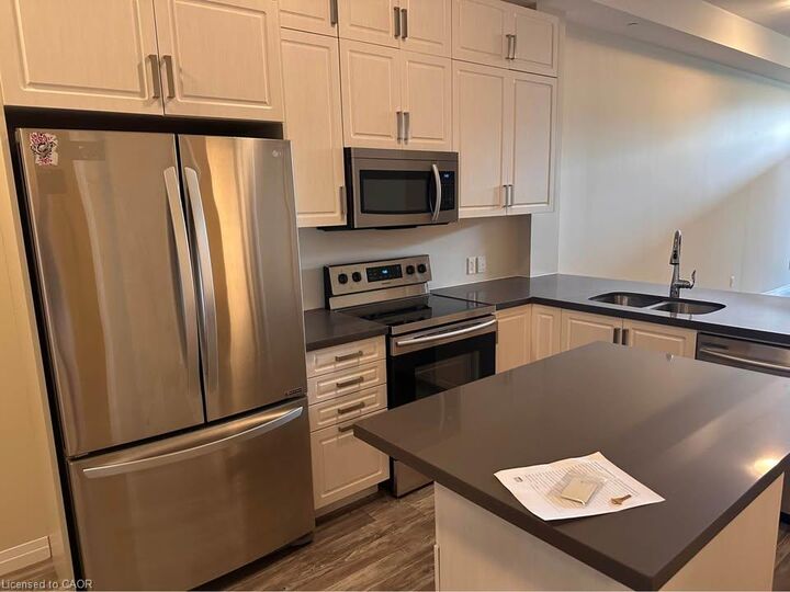 Property Photo:  85 Morrell Street 113  ON N3T 4J6 