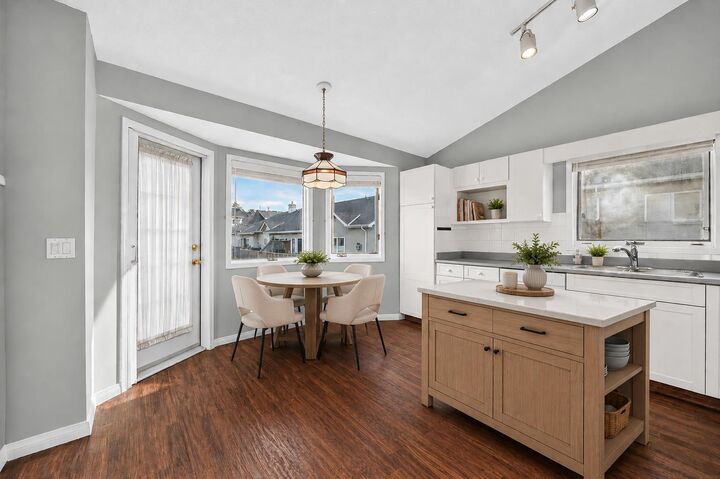 Property Photo: 23 Sunlake Gardens SE AB T2X 3G4