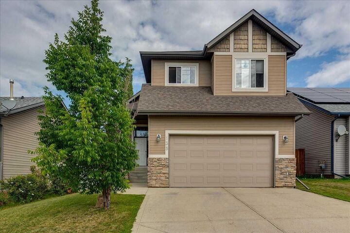 135 Inglewood Drive — photo 1