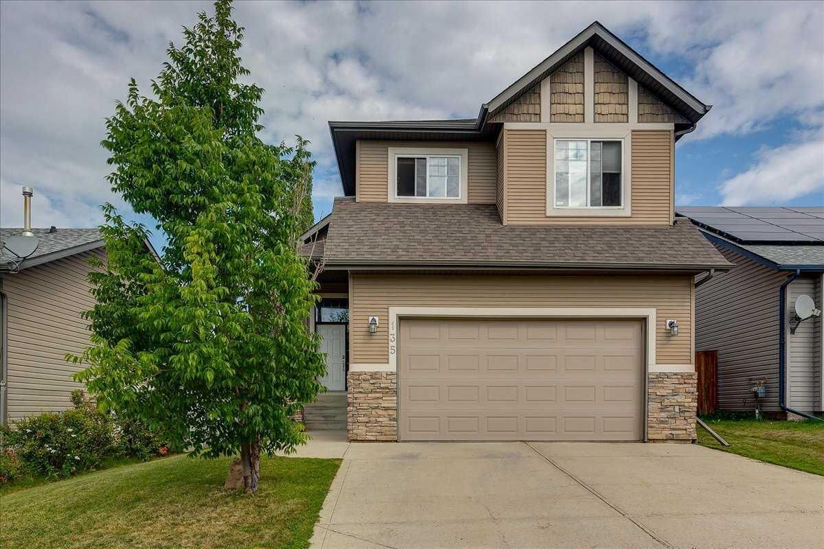 Property Photo:  135 Inglewood Drive  AB T4R 0A5 