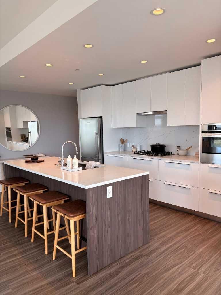 Property Photo:  530 3 Street SE  AB T2G 2L8 