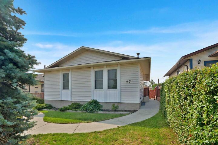 Property Photo: 27 Bedridge Way NE AB T3K 1M2