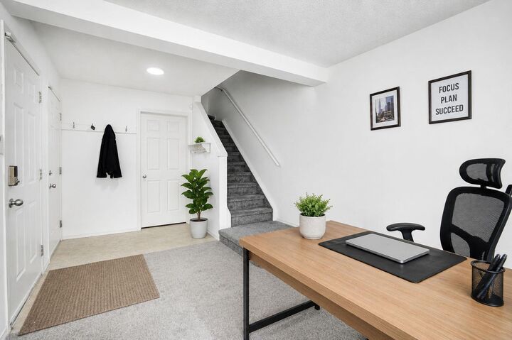 Property Photo: 200 Hidden Hills Terrace NW 28 AB T3A 6E8