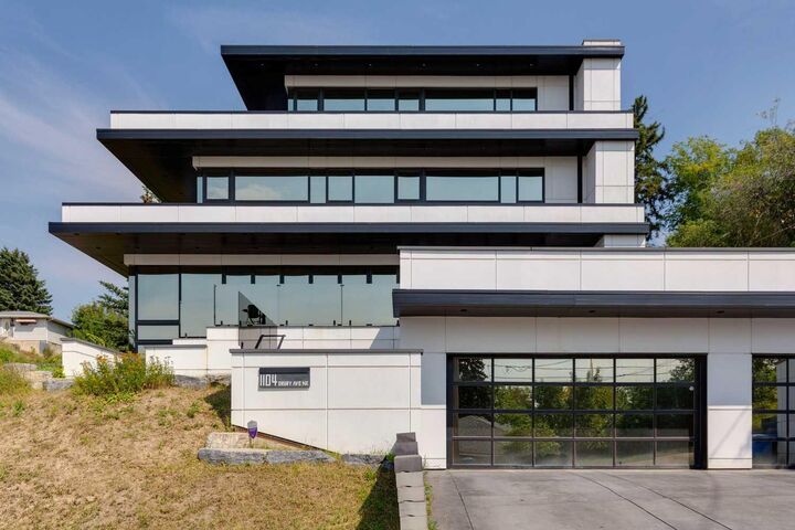 1104 Drury Avenue NE — photo 1
