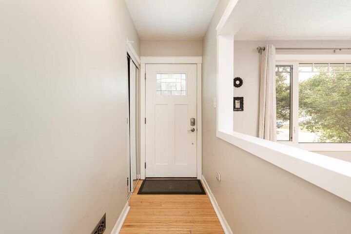 Property Photo: 1124 28A Street S AB T1K 2W7